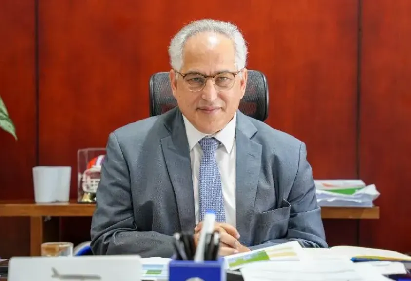 الدكتور حسام الدين مصطفى
