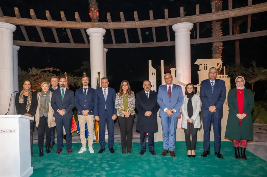 محافظ أسيوط 