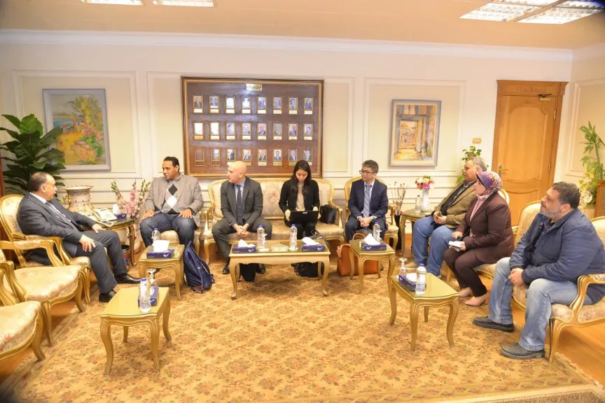 محافظ أسيوط 