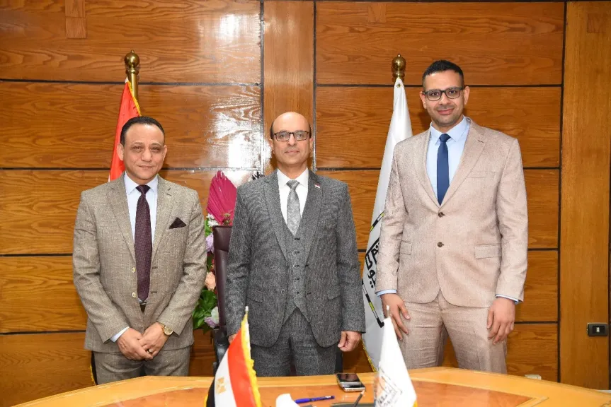 رئيس جامعة 