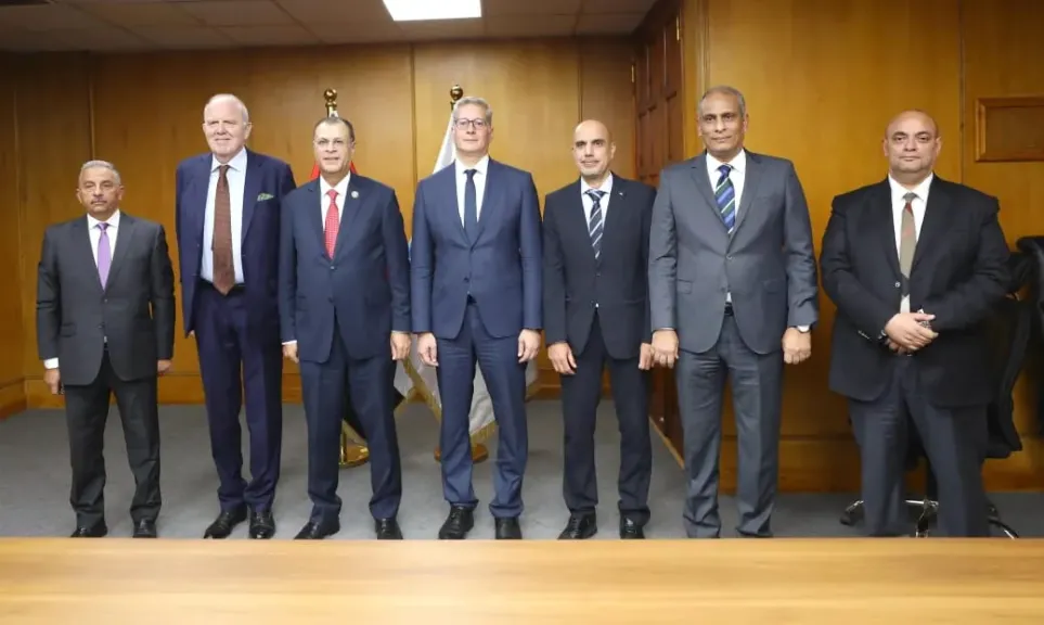 وزير البترول