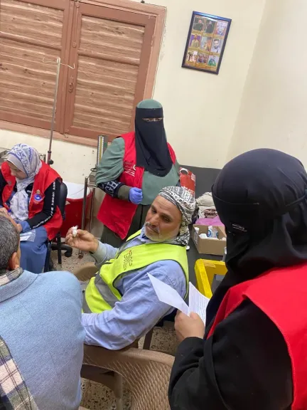 جانب من متابعه 