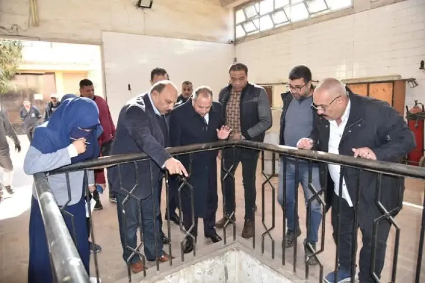 محافظ بورسعيد ورئيس مياه القناة 