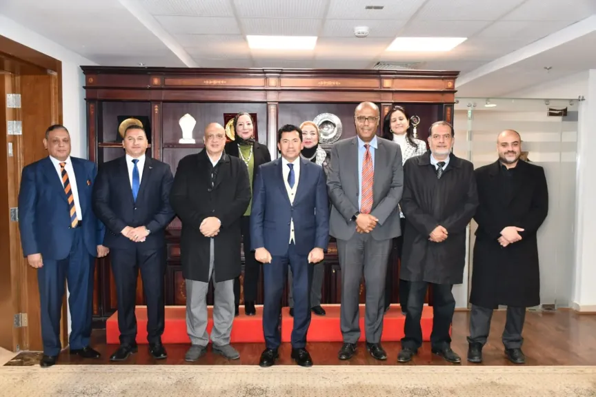 وزير الرياضة يلتقي مجلس إدارة الاتحاد المصري  للسلاح  