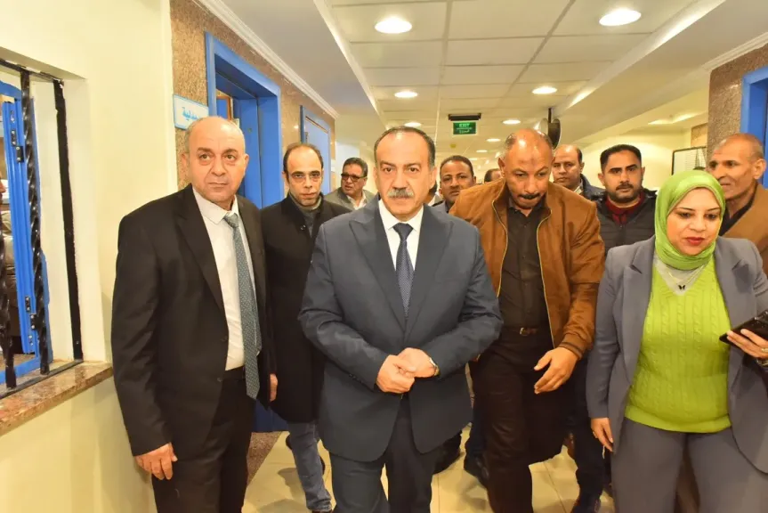 محافظ أسيوط 