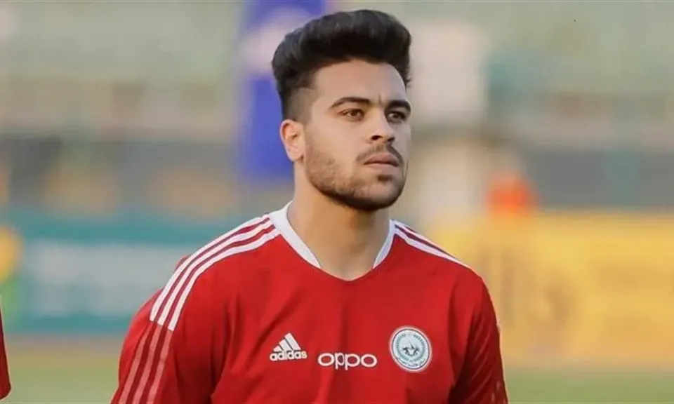 لاعب الكرة رجب عمران