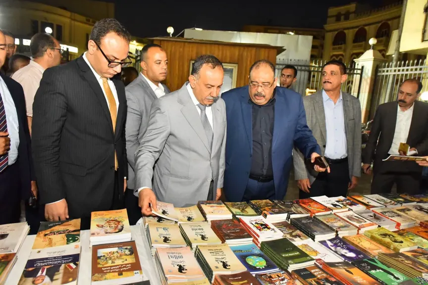 محافظ أسيوط