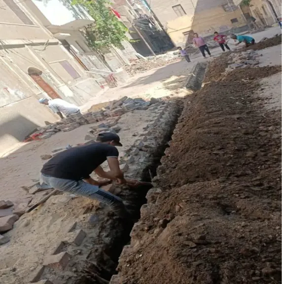 جانب من متابعه 