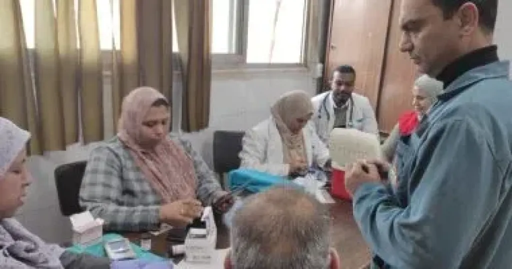 "مصنع 200 الحربي" يستقبل قافلة طبية