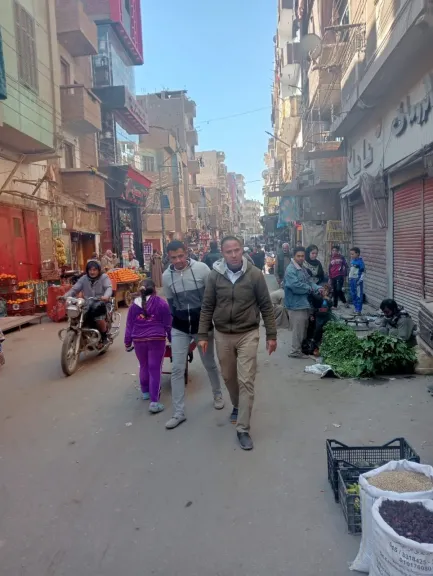 جانب من متابعه 