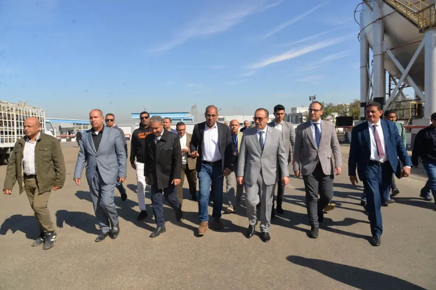 محافظ أسيوط 
