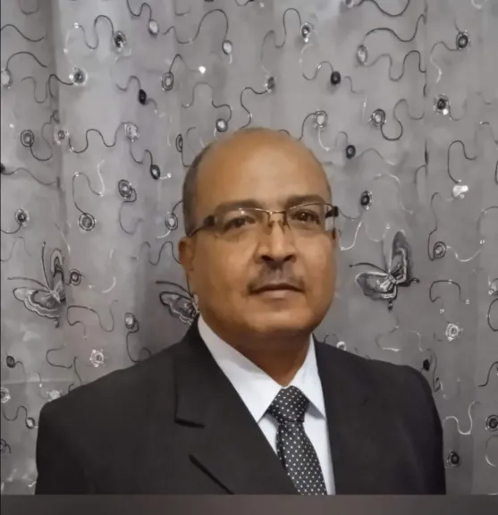 الدكتور خالد البرديسي 