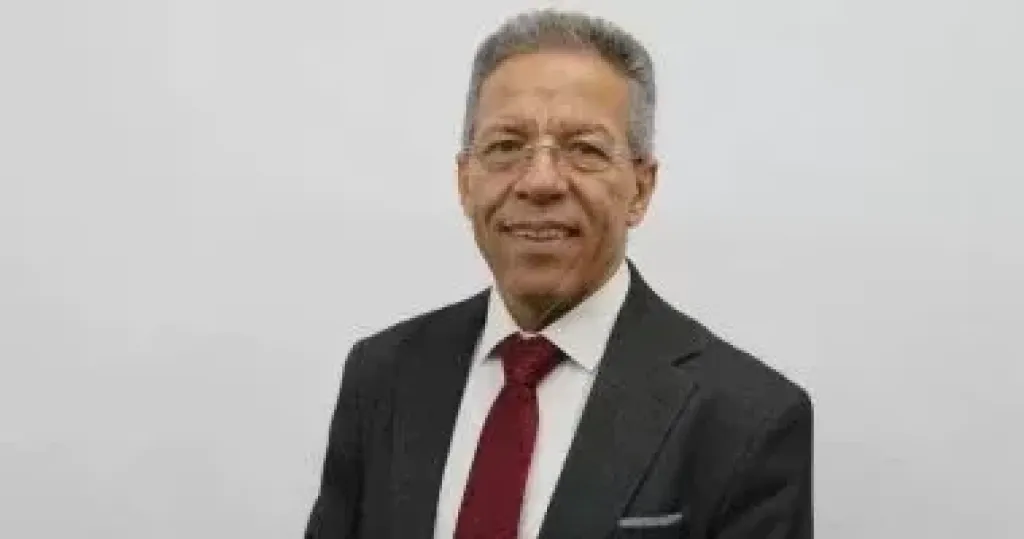 نقيب الأطباء 