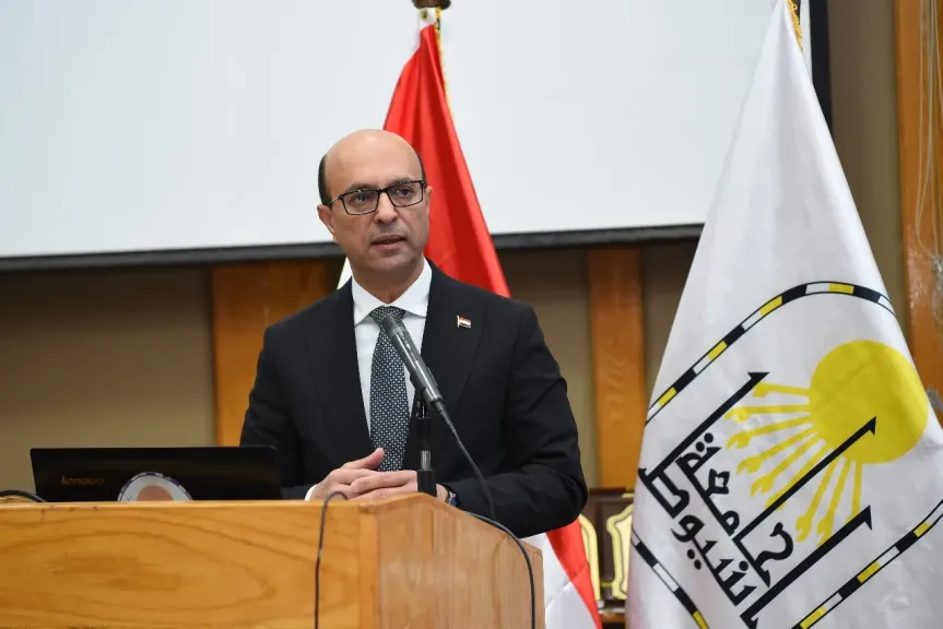 رئيس جامعة 