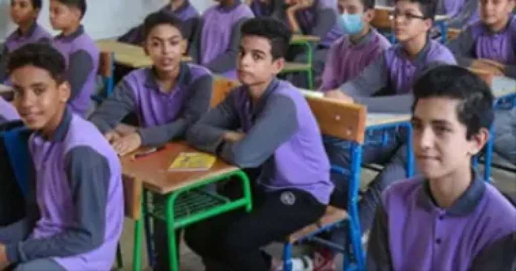 نشر اسئلة الاعدادية على صفحات الغش