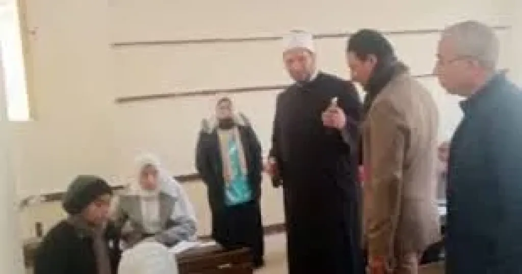 وزير الخارجية يلتقى رئيس مجموعة المحافظين الإصلاحيين 