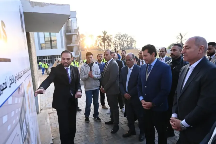 وزير الشباب ومحافظ القاهرة 