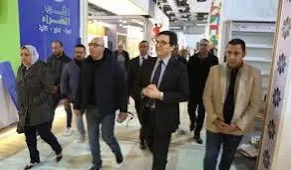 وزير الثقافة يتفقد التجهيزات النهائية لمعرض الكتاب 