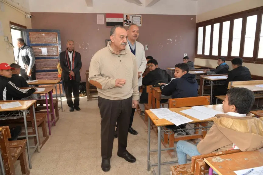 محافظ أسيوط 