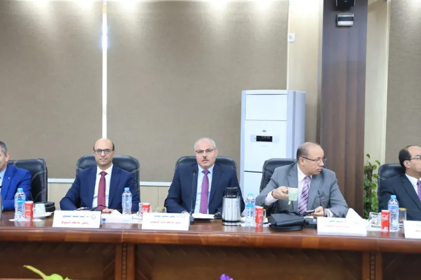 رئيس جامعة 