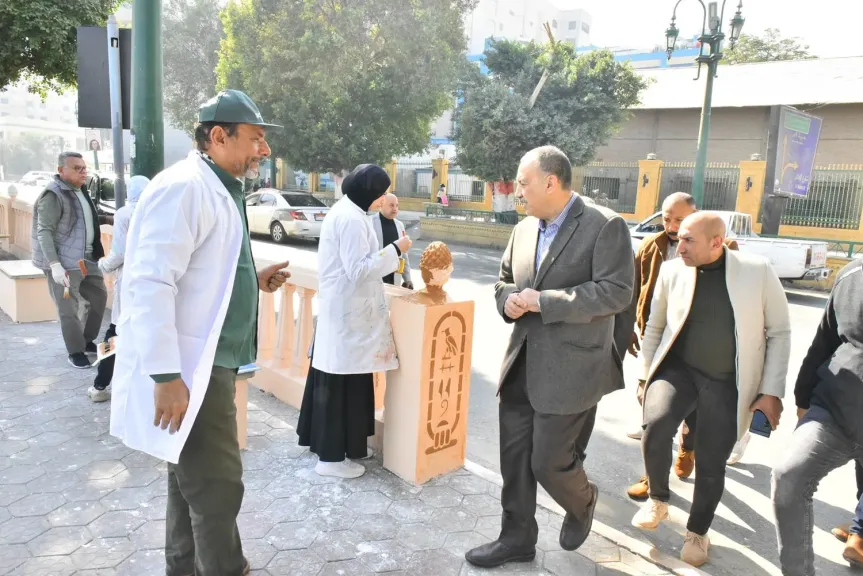محافظ أسيوط 