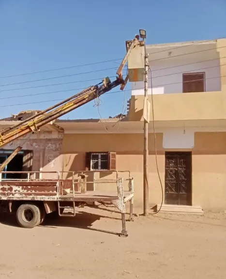 جانب من متابعه 