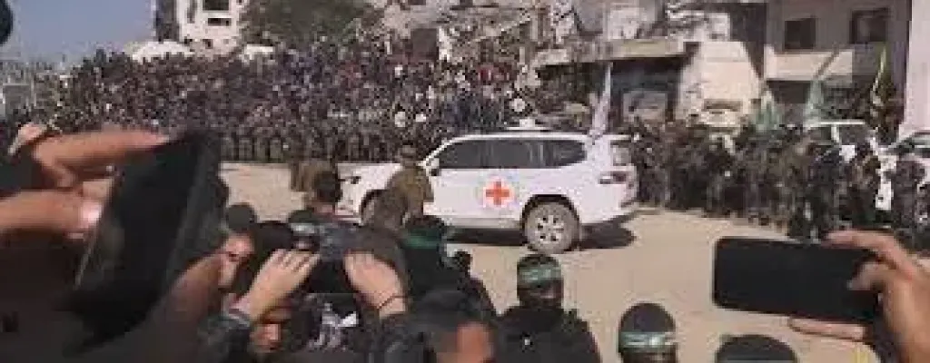 وصول أسرى فلسطين للأراضى المصرية 