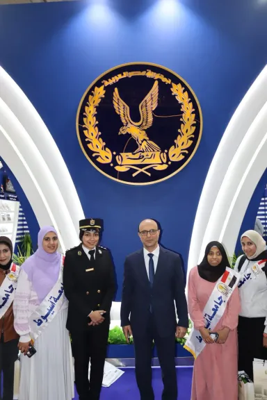 رئيس جامعة 