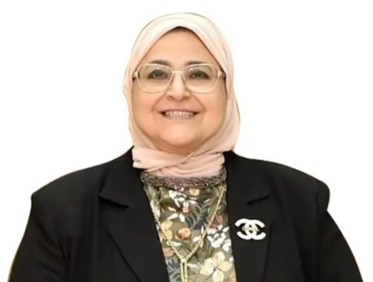 الدكتورة هناء سرور  عضو لجنة صحة النواب 