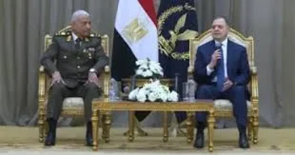 وزير الدفاع ووزير الداخلية 