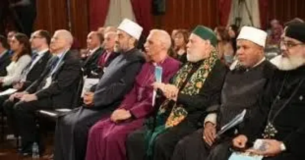 حفل توزيع جوائز الدكتور علي السمان للحوار الدينى