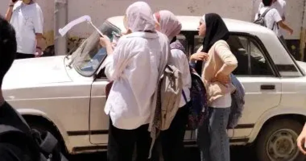 مدارس 