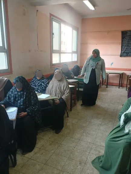 جانب من محو الامية 