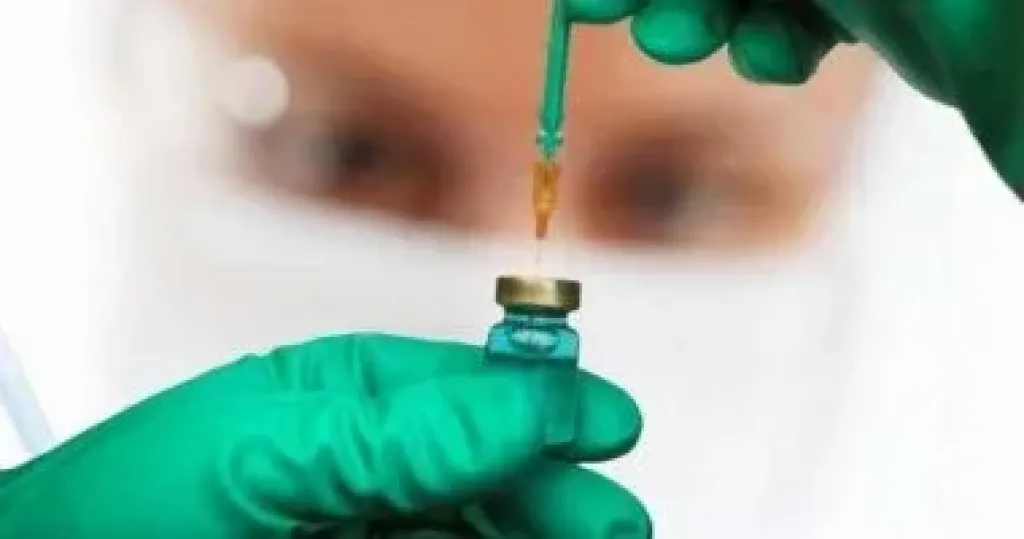 ابتكار لقاح ضد السرطان من جامعة اكسفورد