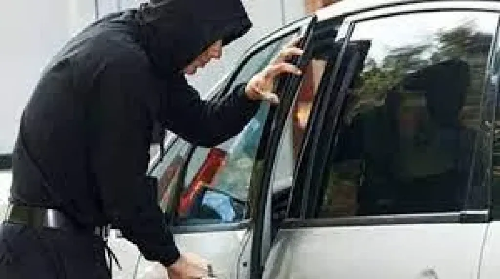 سرقة سيارات النقل - ارشيفية