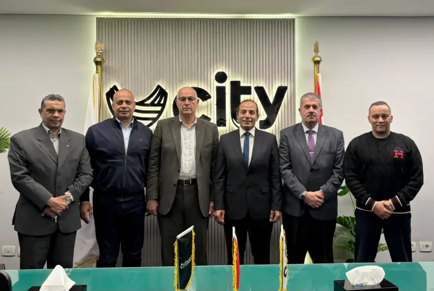 معسكر دولي للاعبة الدراجات استعداداً لـ لوس انجلوس 