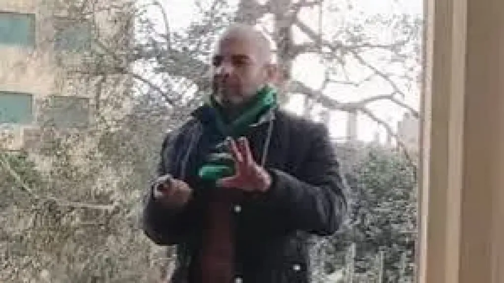 مهتز نفسيا