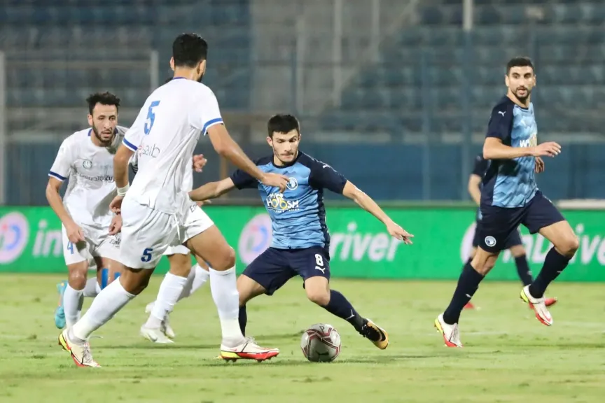 بيراميدز يتطلع لاستعادة صدارة الدورى أمام سموحة