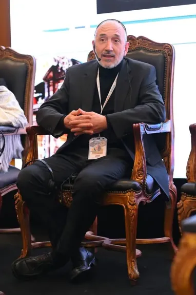 خوسيه مانويل ألبا باستور، مدير معهد ثربانتس بالقاهرة،