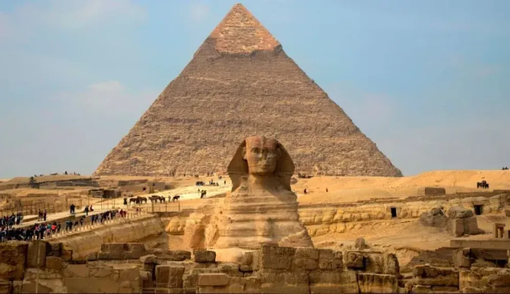الاهرامات 