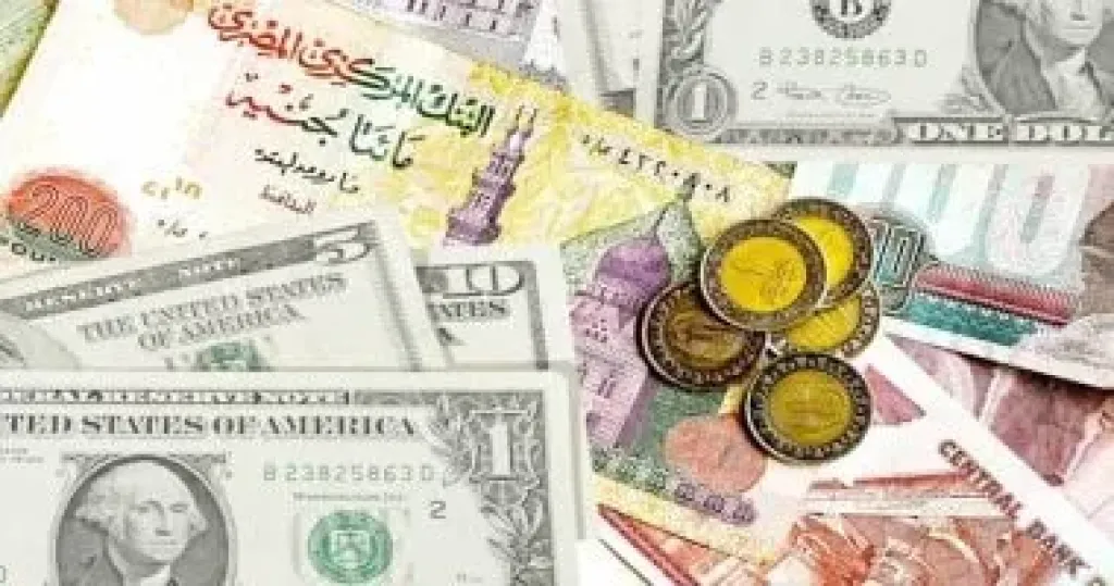 يسمح بنك مصر بفتح حساب بـ2500 جنيه مصرى و100 وحدة للحسابات بالعملات الأجنبية
