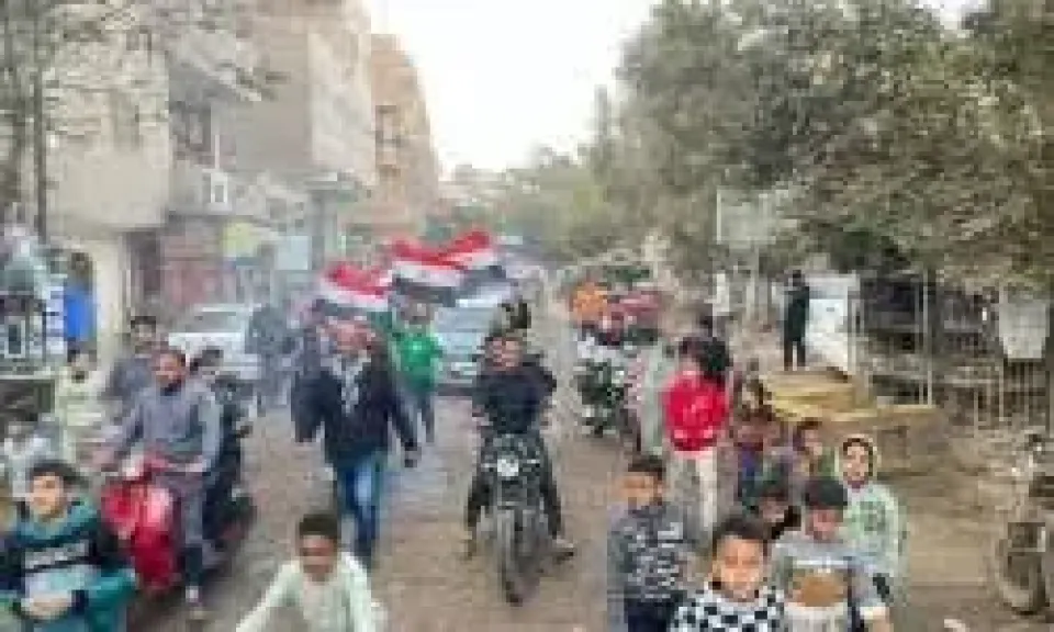  أهالى جنوب الجيزة يطلقون قافلة مساعدات لفلسطين
