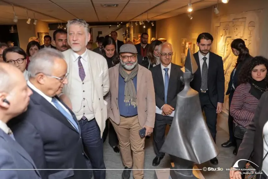وزير الثقافة الإيطالي ومدير مكتبة الإسكندرية يفتتحان معرض إيطاليي مصر