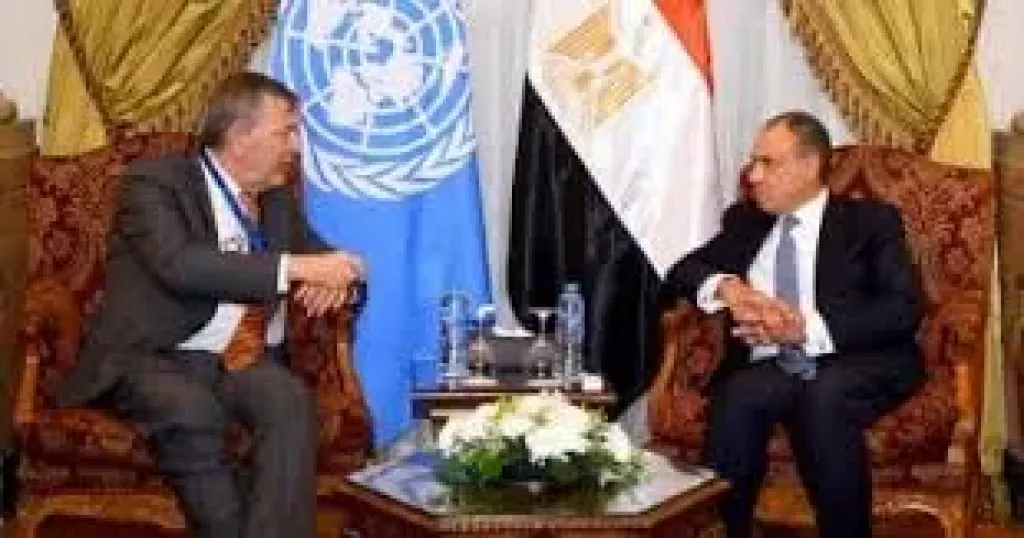 وزير الخارجية  و مفوض الأونروا 