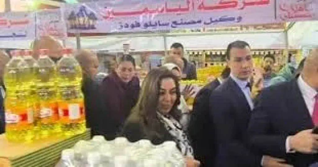وزيرة التنمية المحلية بمعرض أهلا رمضان بشبرا 