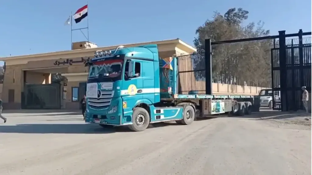   المساعدات الانسانية