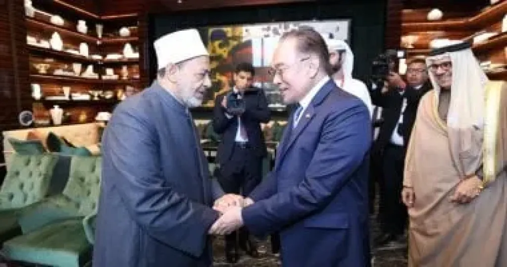 رئيس وزراء ماليزيا وشيخ الأزهر