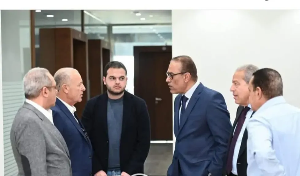 مناقشات لحل أزمة الفار