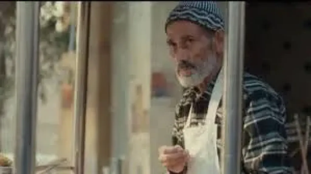 محمود عزب