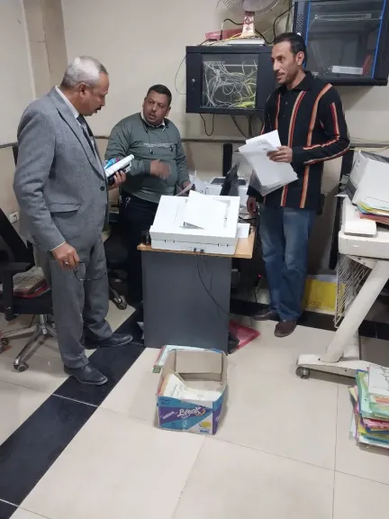 جانب من متابعه 